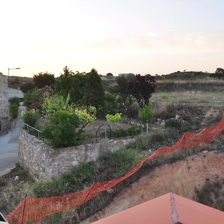 Apartamentos Rurales Romero Nohales Bilik gambar